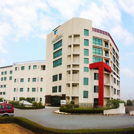 Fairvacanze Inns And Suites Sonipat Luaran gambar