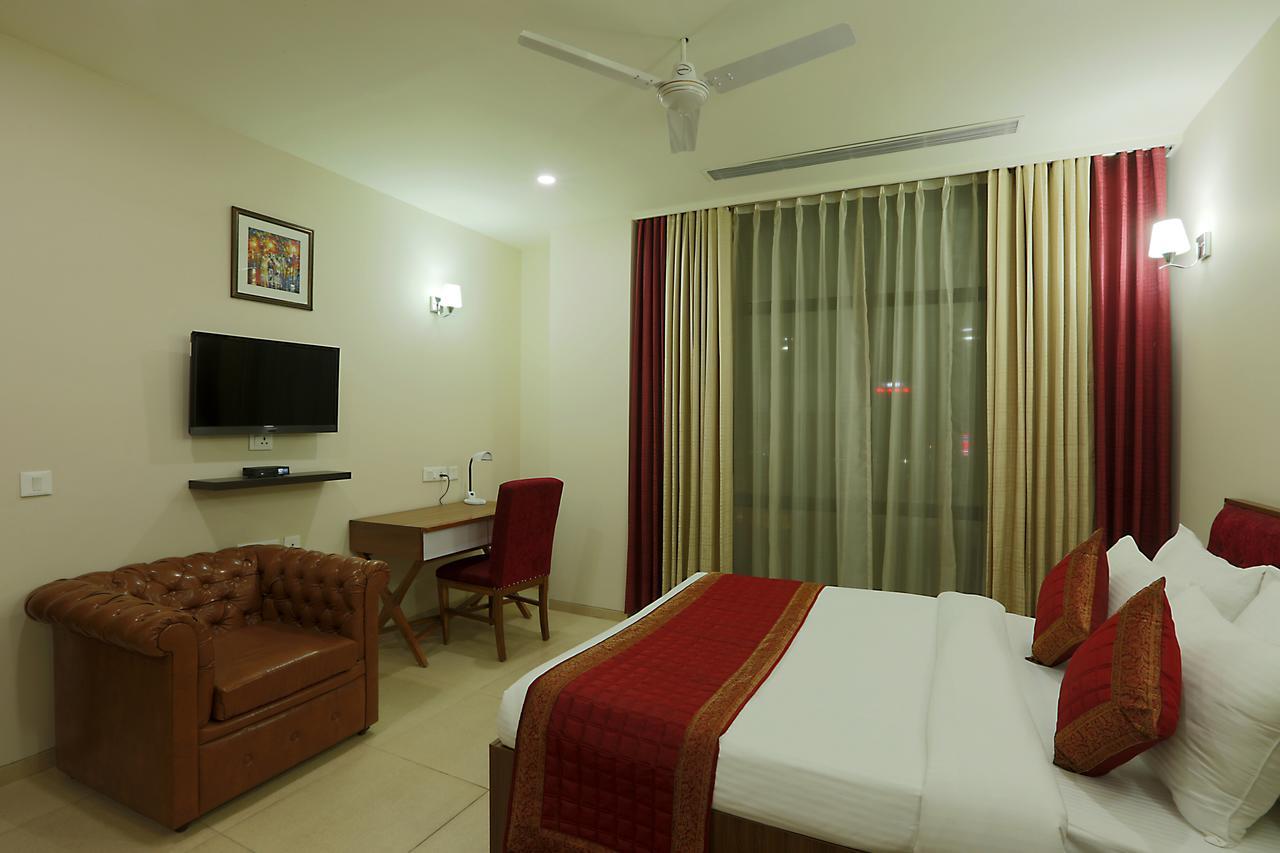Fairvacanze Inns And Suites Sonipat Luaran gambar